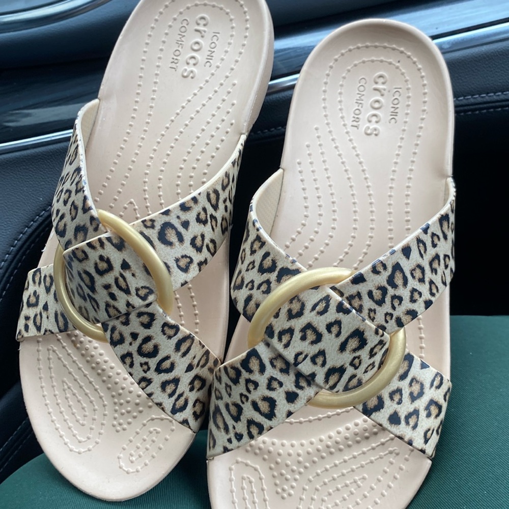 Crocs